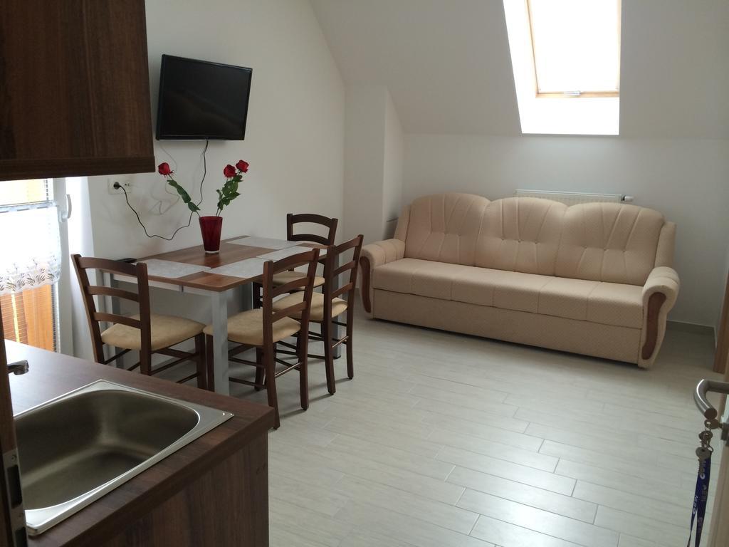 Apartmaji Kranjska Gora Szoba fotó